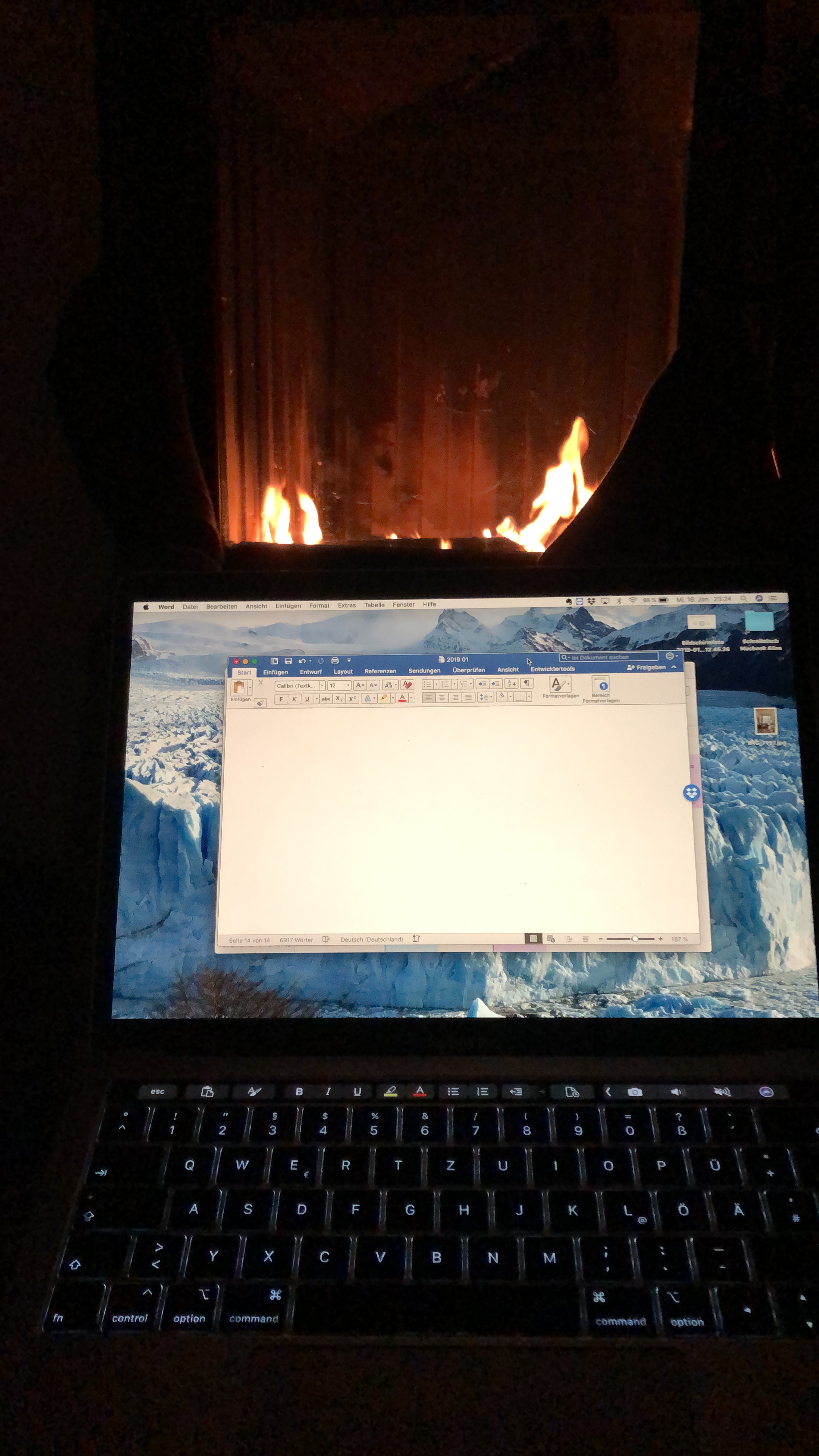 AE562104-AA2E-45ED-B862-7AD723F0CD82