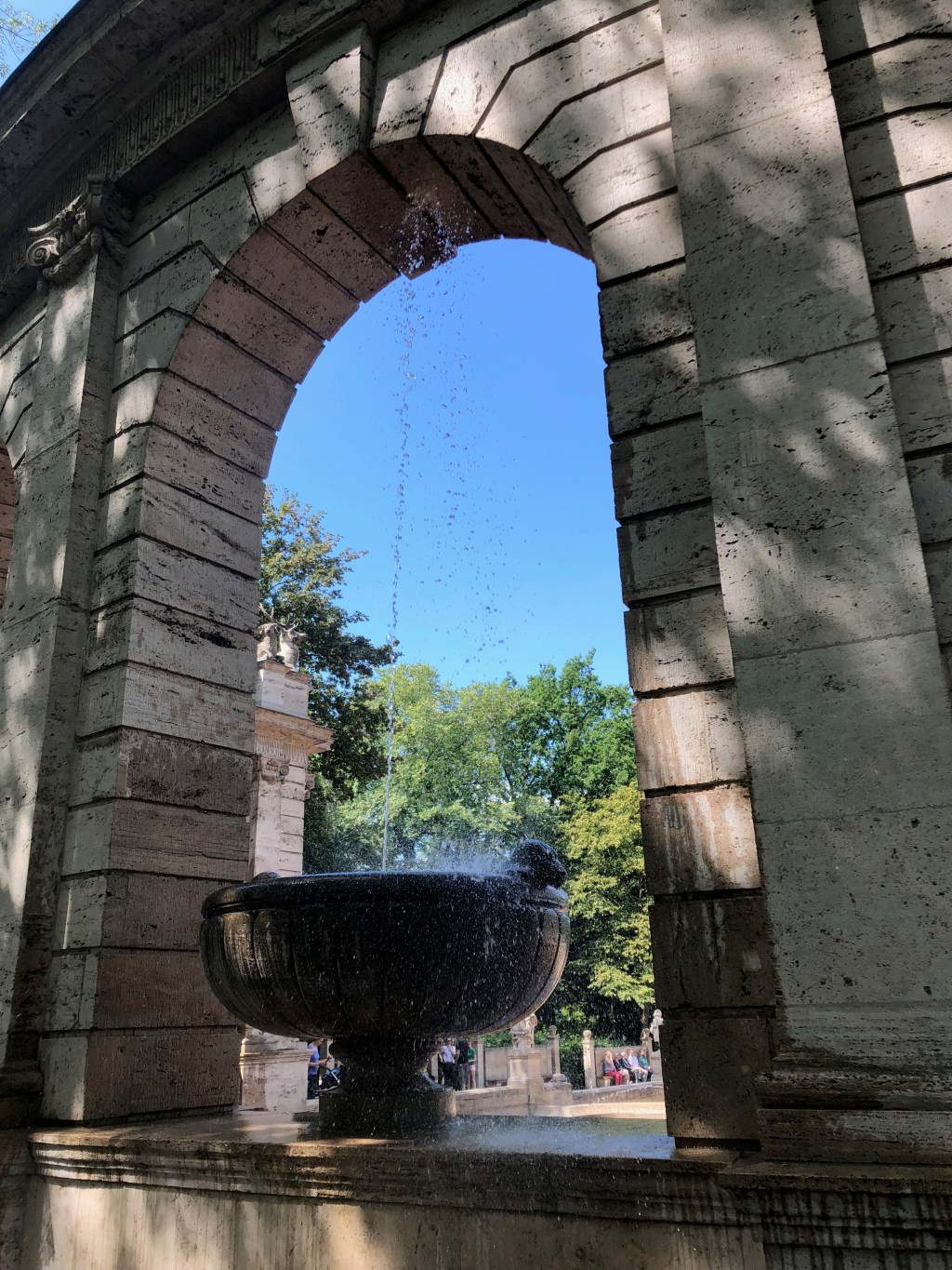 Leben als Geschenk und Training – Life as gift and&nbsp;training